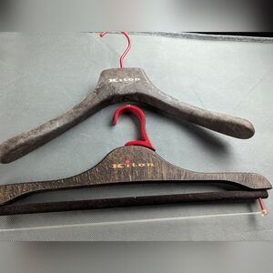 Kiton Dark Brown Wooden Hangers